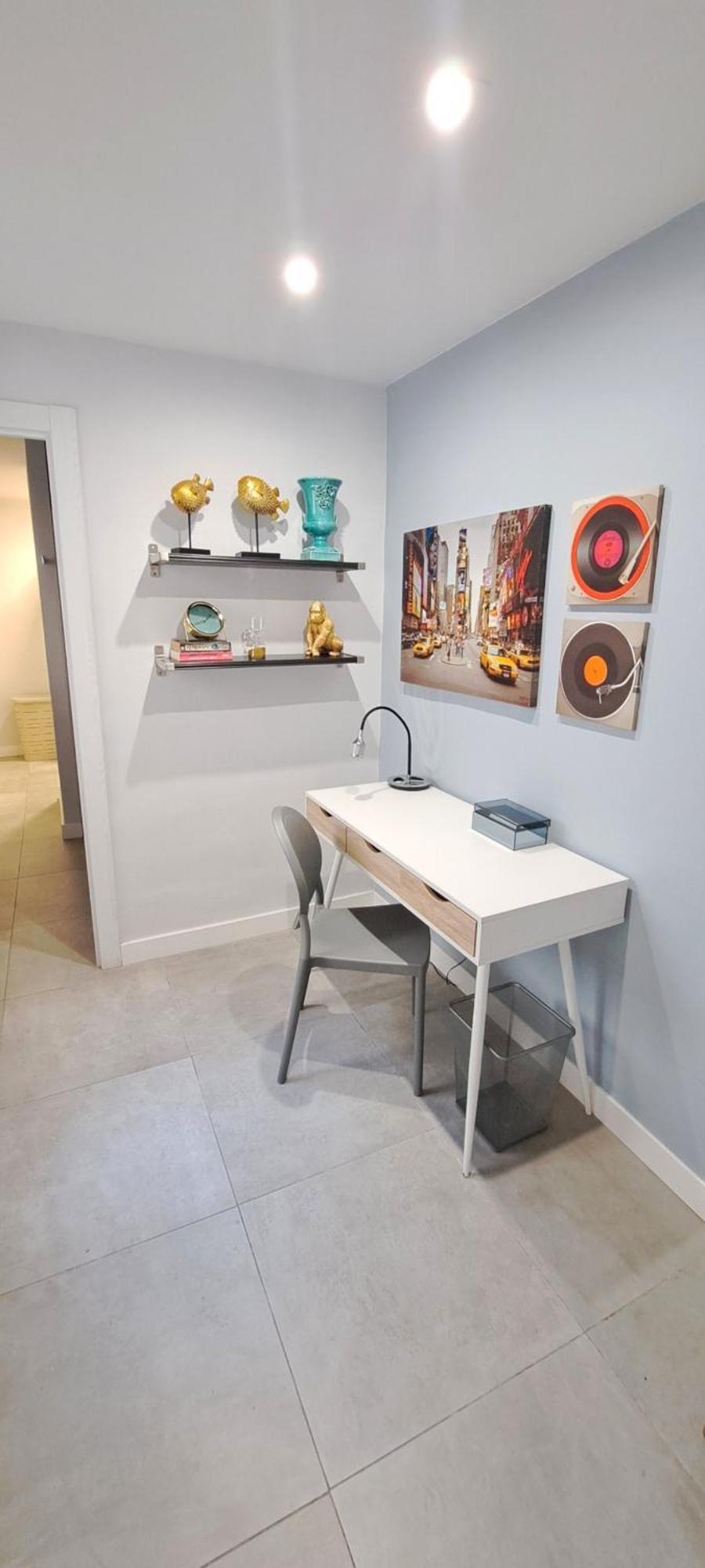 New! Renovated, Centrally Located, Private Entrance, Terrace Apartment Valencia Bagian luar foto